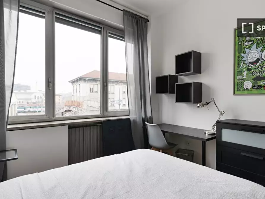 Immagine 1 di Camera condivisa in affitto  in Via Ernesto Breda a Milano