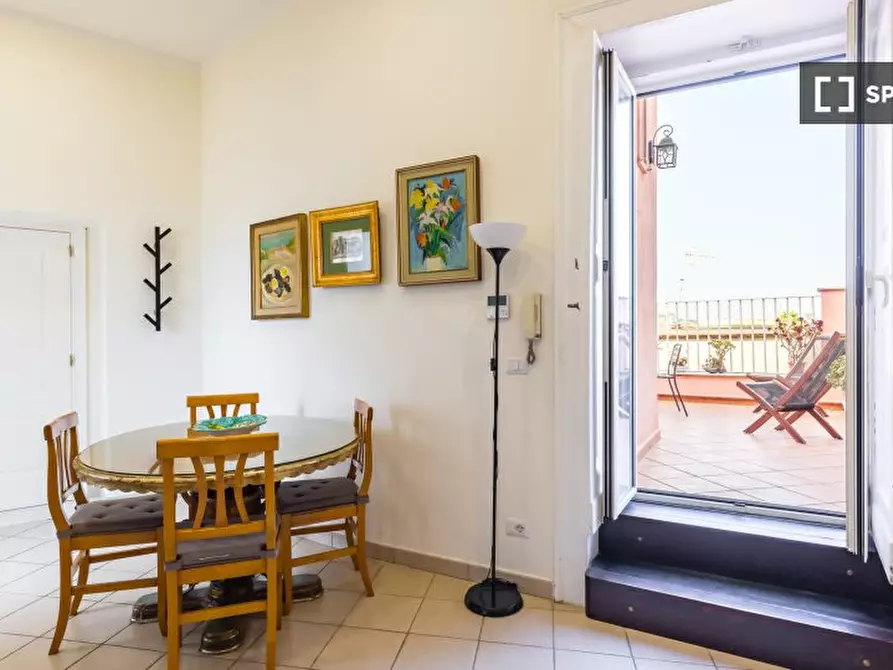 Immagine 14 di Appartamento in affitto  in Via Salvator Rosa a Napoli