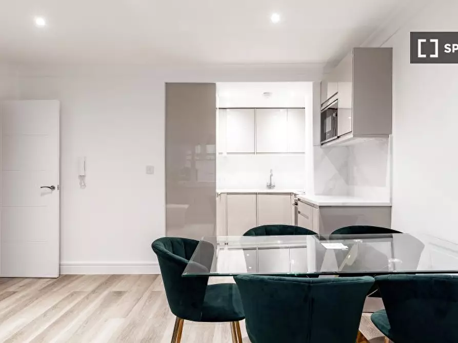 Immagine 4 di Appartamento in affitto  in Sussex Gardens a Paddington