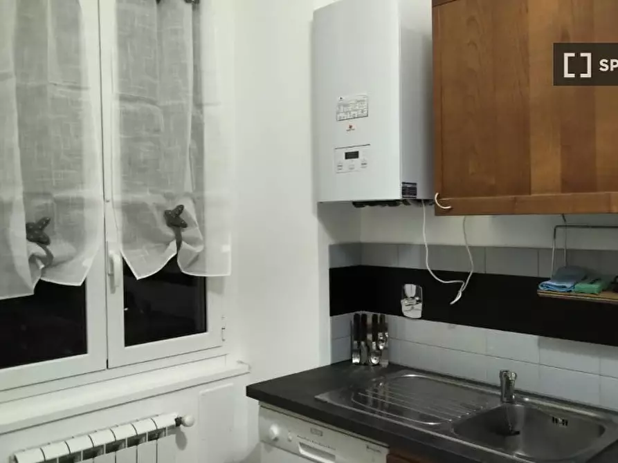 Immagine 6 di Camera condivisa in affitto  in Via Venezia a Genova