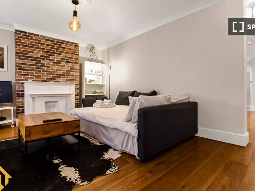 Immagine 2 di Appartamento in affitto  in A Montague Rd a Hackney
