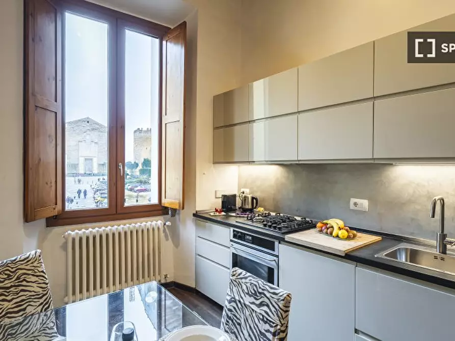 Immagine 16 di Appartamento in affitto  in Borgo S. Frediano a Firenze