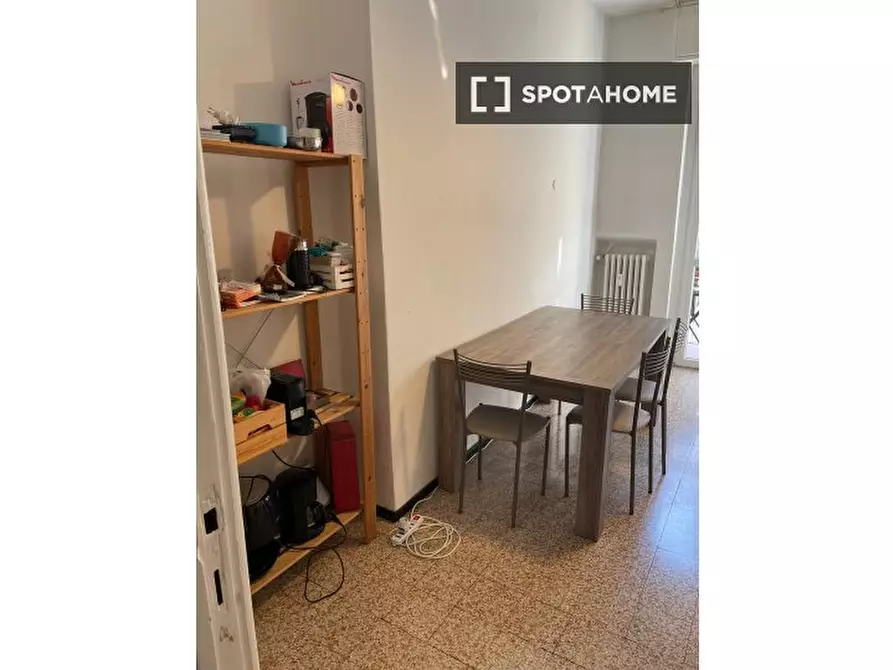 Immagine 9 di Camera condivisa in affitto  in Via Privata Andrea Pellizzone a Milano