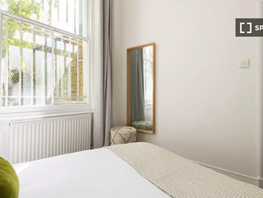 Immagine 8 di Appartamento in affitto  in Eardley Cres a Kensington