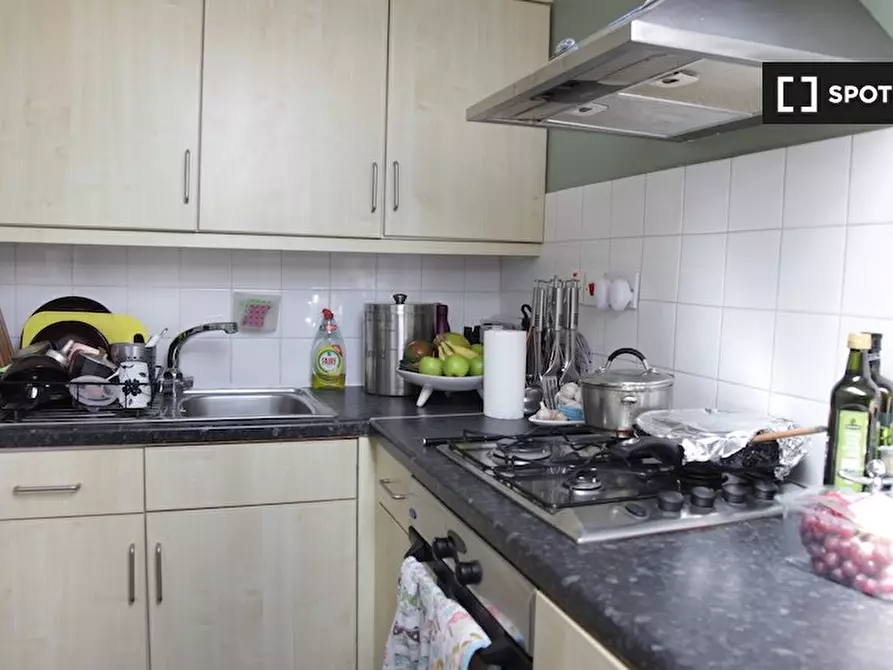 Immagine 7 di Camera condivisa in affitto  in Flat 3, 168 Knight's Hill, West Norwood, London a Lambeth