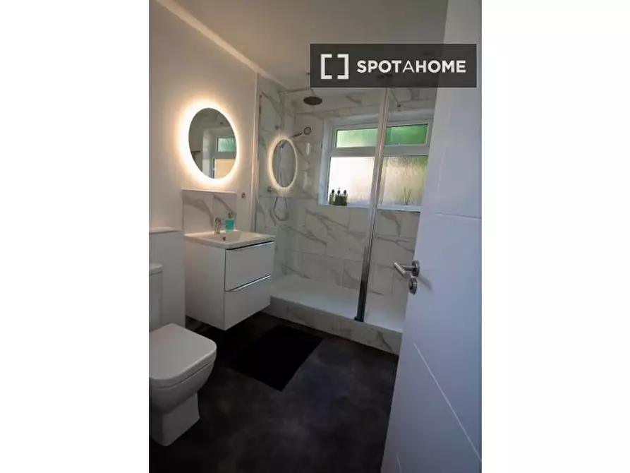 Immagine 5 di Appartamento in affitto  in Burgass Rd a 