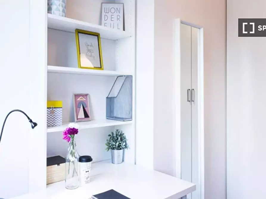 Immagine 2 di Camera condivisa in affitto  in Via Pasquale Fornari Milan a Milano