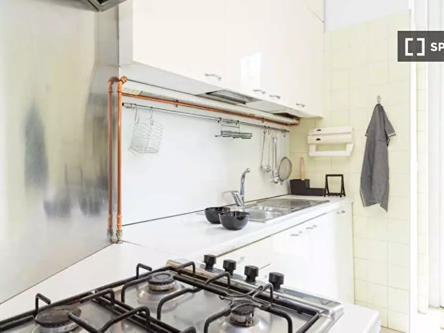 Immagine 12 di Camera condivisa in affitto  in Viale Emilio Caldara a Milano