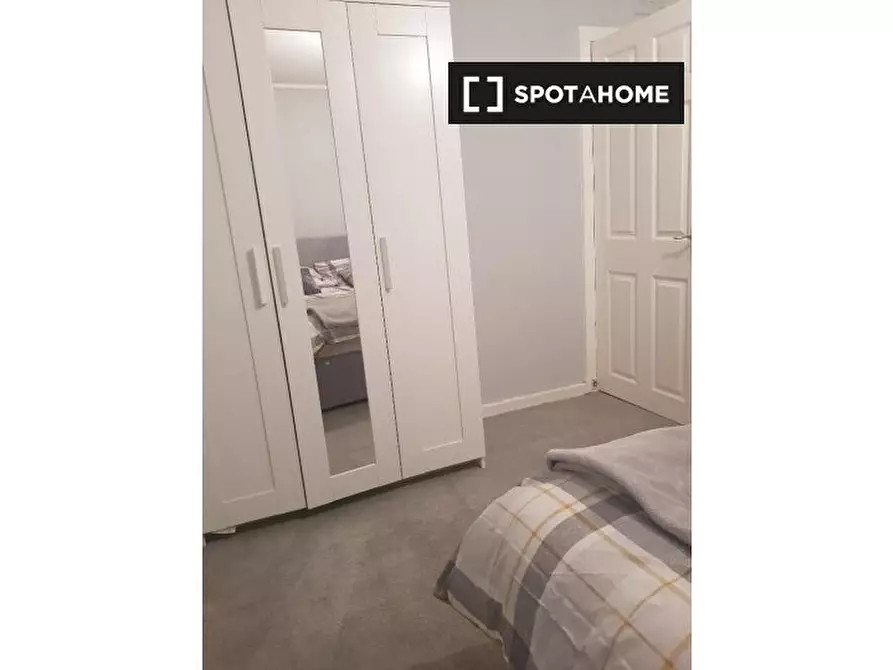 Immagine 3 di Camera condivisa in affitto  in Tantallon Rd a Glasgow