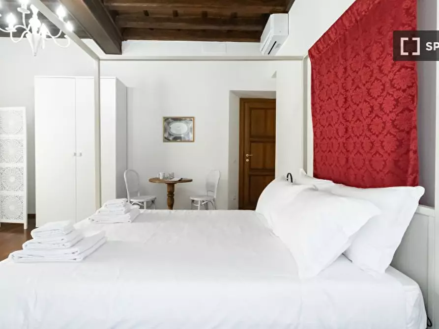 Immagine 16 di Appartamento in affitto  in Via Dei Cappuccini a Roma