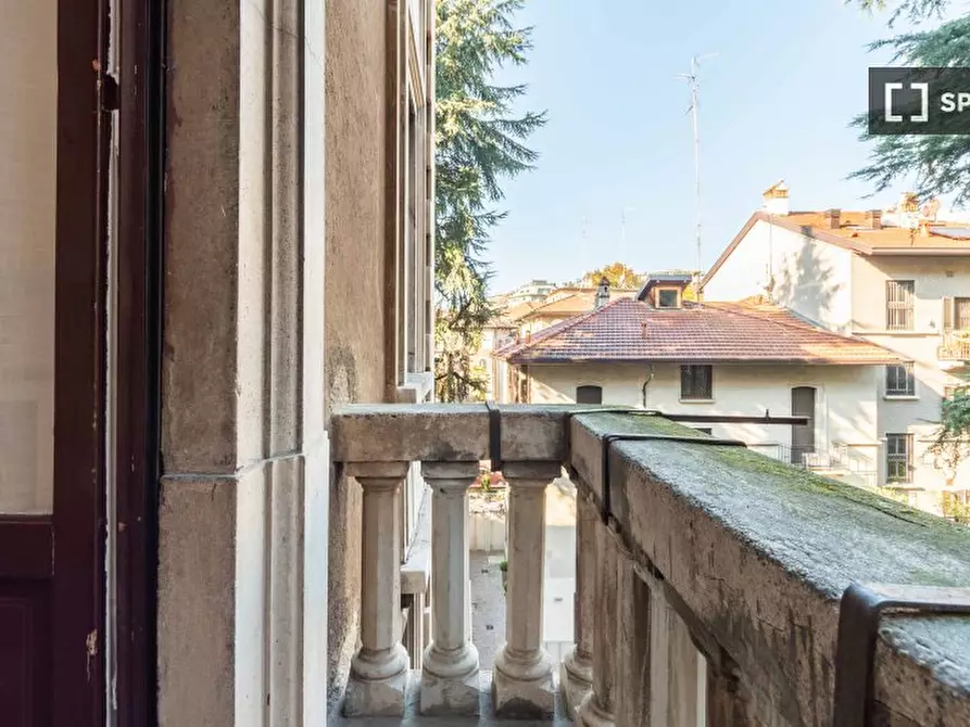 Immagine 16 di Camera condivisa in affitto  in Viale Romagna a Milano