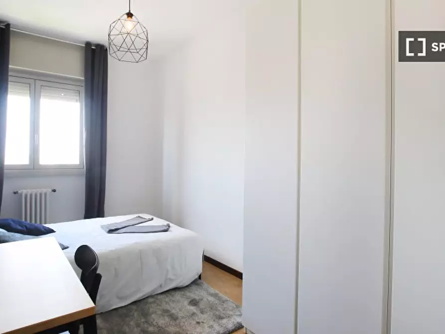 Immagine 6 di Camera condivisa in affitto  in Via Benjamin Constant a Milano