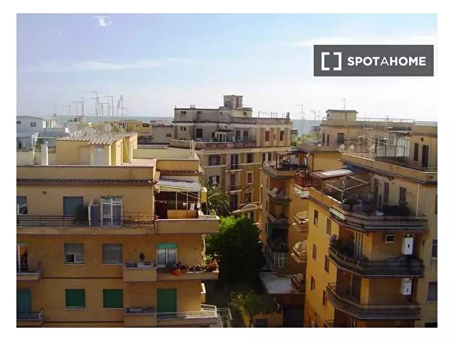 Immagine 10 di Appartamento in affitto  in Via Sacchetto a Roma