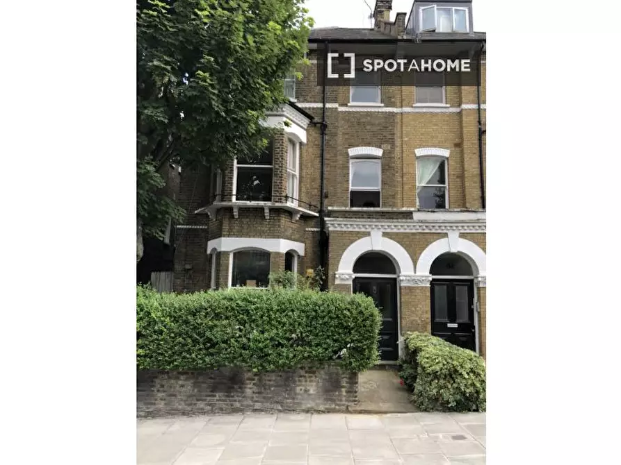 Immagine 11 di Appartamento in affitto  in Lady Margaret Rd a Camden Town