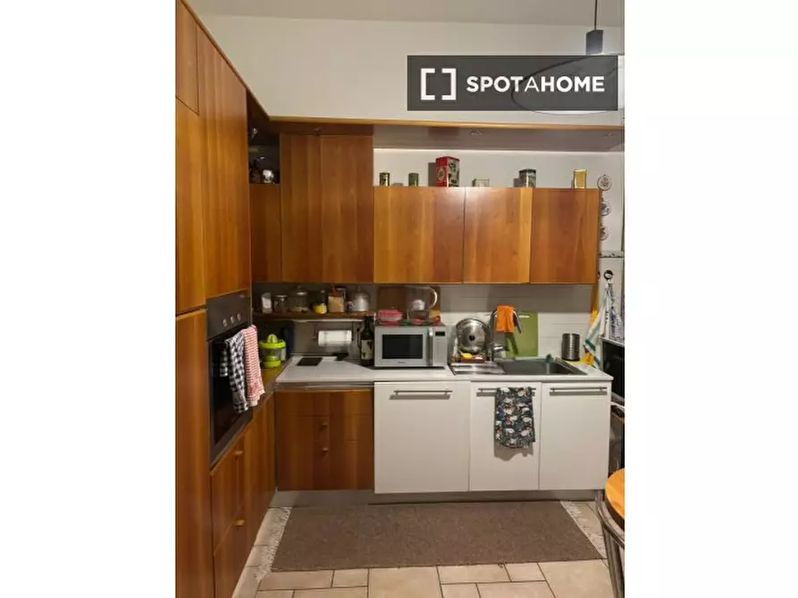 Immagine 7 di Camera condivisa in affitto  in Via Brunetto Latini a Firenze