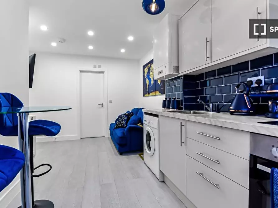 Immagine 16 di Appartamento in affitto  in flat a Tottenham