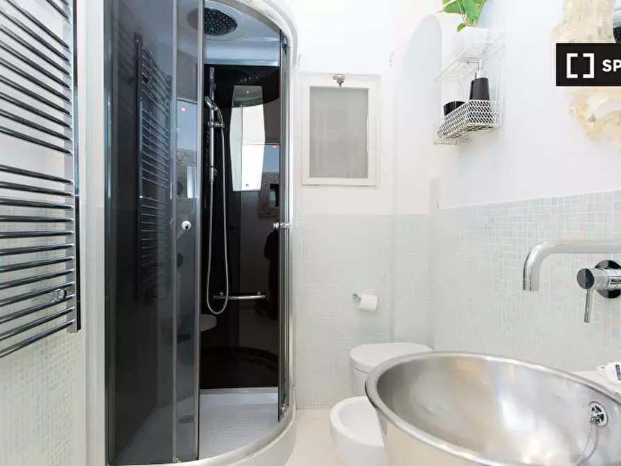 Immagine 16 di Appartamento in affitto  in Via della Consulta a Roma