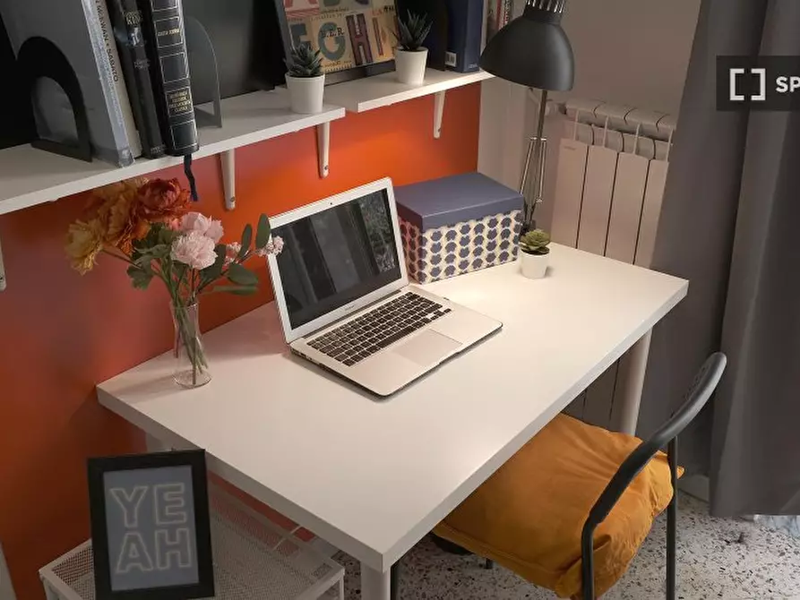 Immagine 3 di Camera condivisa in affitto  in Vico Campane a Donnalbina n. a Napoli