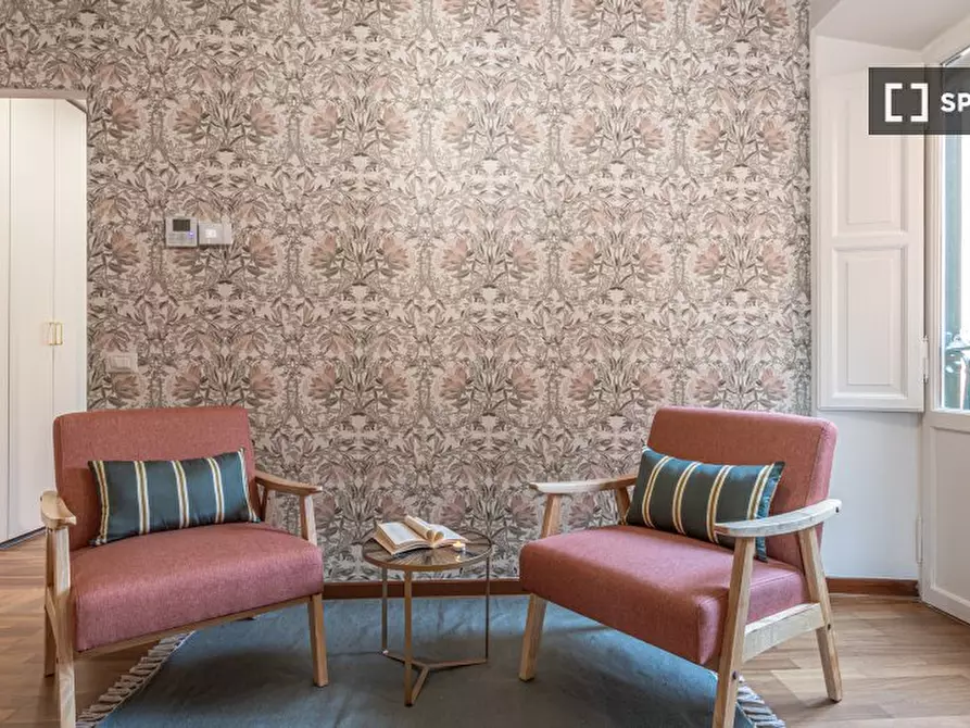 Immagine 4 di Appartamento in affitto  in Via di S. Francesco di Sales a Roma