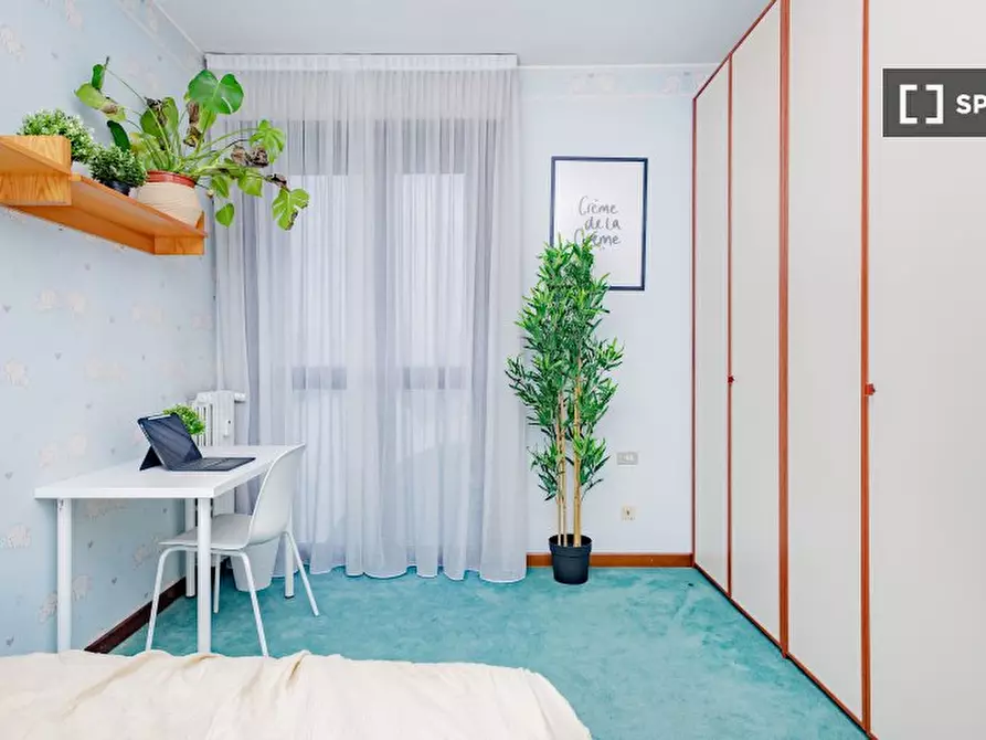 Immagine 6 di Camera condivisa in affitto  in Via Francesco Caracciolo a Milano