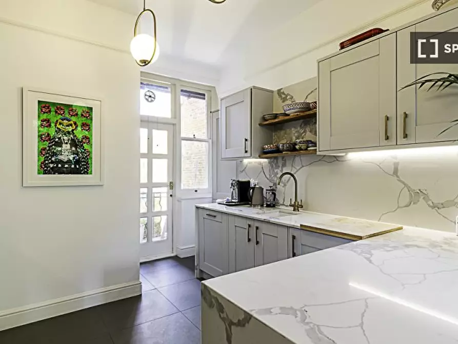 Immagine 19 di Appartamento in affitto  in Carlton Mansions a Paddington