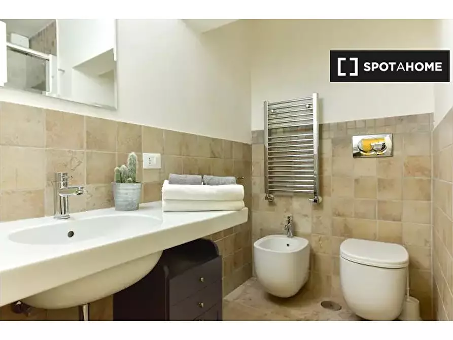 Immagine 13 di Appartamento in affitto  in Via dei Sabelli a Roma