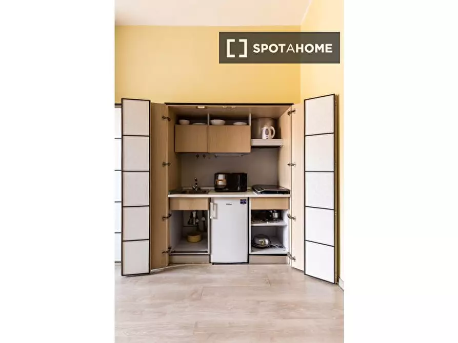 Immagine 4 di Ufficio in affitto  in Via Antonio Gramsci a Bologna