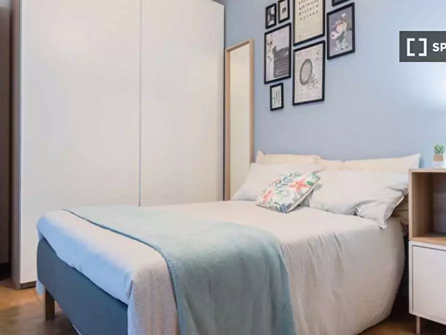 Immagine 4 di Camera condivisa in affitto  in Via dei Missaglia a Milano