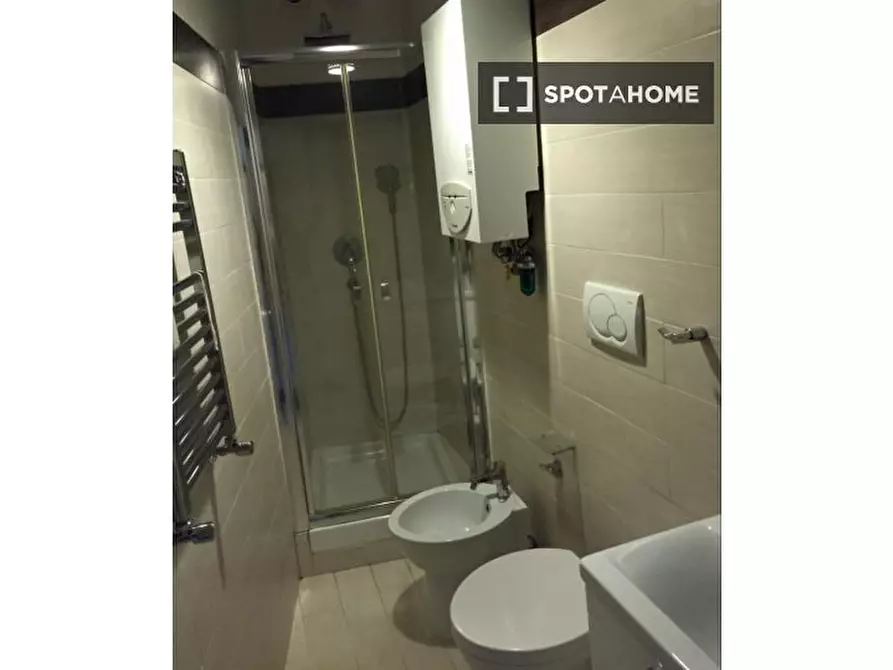 Immagine 4 di Ufficio in affitto  in Via Taurasia a Roma