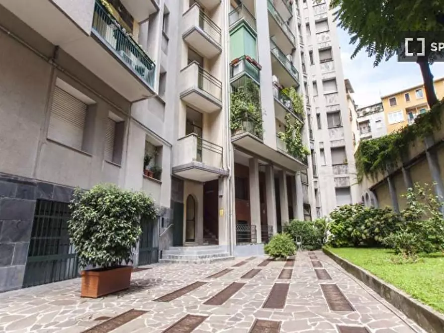 Immagine 18 di Camera condivisa in affitto  in Via Beato Angelico a Milano