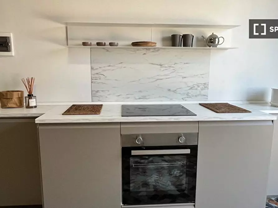 Immagine 11 di Camera condivisa in affitto  in Giovanni Maria a Milano