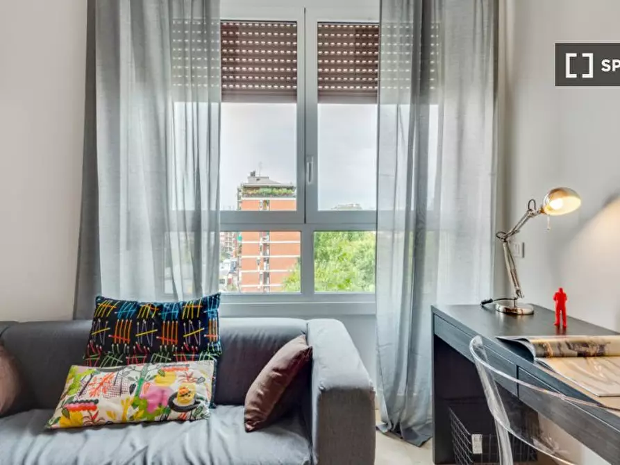 Immagine 2 di Camera condivisa in affitto  in Viale Tibaldi a Milano