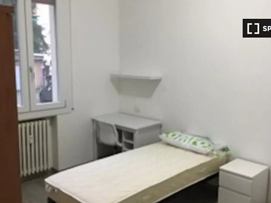 Immagine 1 di Camera condivisa in affitto  in Via Gaspare Nadi a Bologna