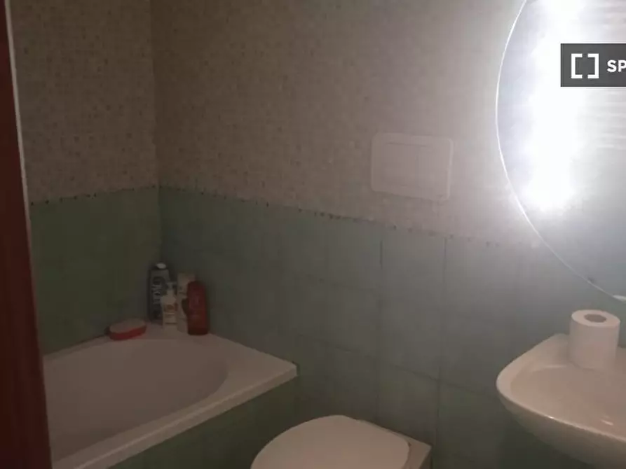 Immagine 10 di Camera condivisa in affitto  in Via Giacinto Serrati Menotti a Milano
