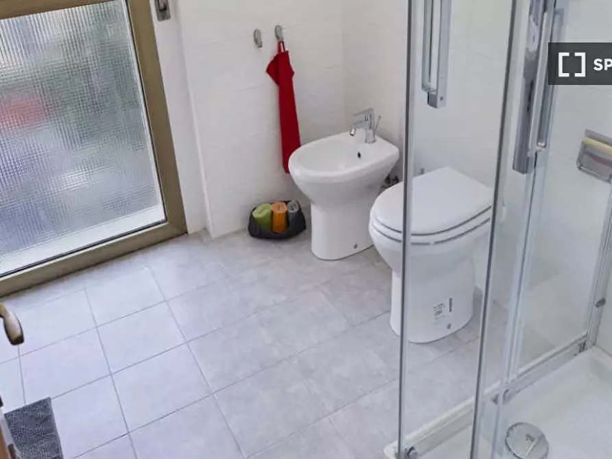 Immagine 10 di Camera condivisa in affitto  in Viale Giovanni Vicini a Bologna