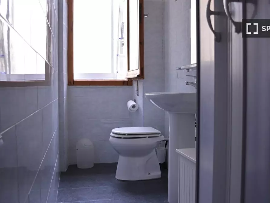 Immagine 6 di Camera condivisa in affitto  in Via Pola a Cagliari