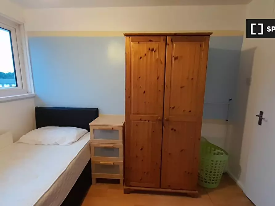 Immagine 2 di Camera condivisa in affitto  in Bramble Cl a Croydon