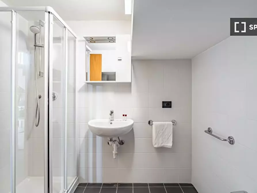 Immagine 15 di Ufficio in affitto  in Corso Magenta a Milano