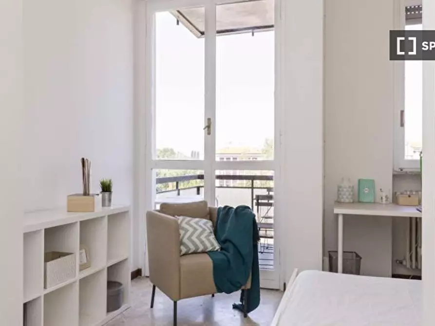 Immagine 6 di Camera condivisa in affitto  in Via Ginestre Milan a Buccinasco