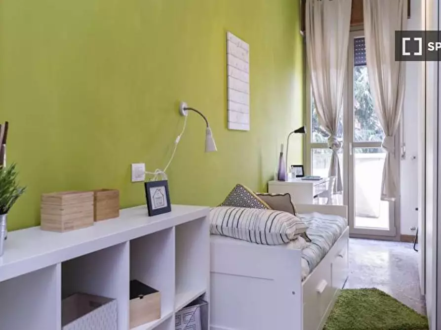 Immagine 2 di Camera condivisa in affitto  in Viale Giovanni Vicini a Bologna