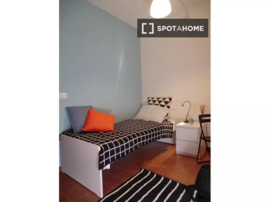 Immagine 19 di Camera condivisa in affitto  in via San Roberto Bellarmino a Padova