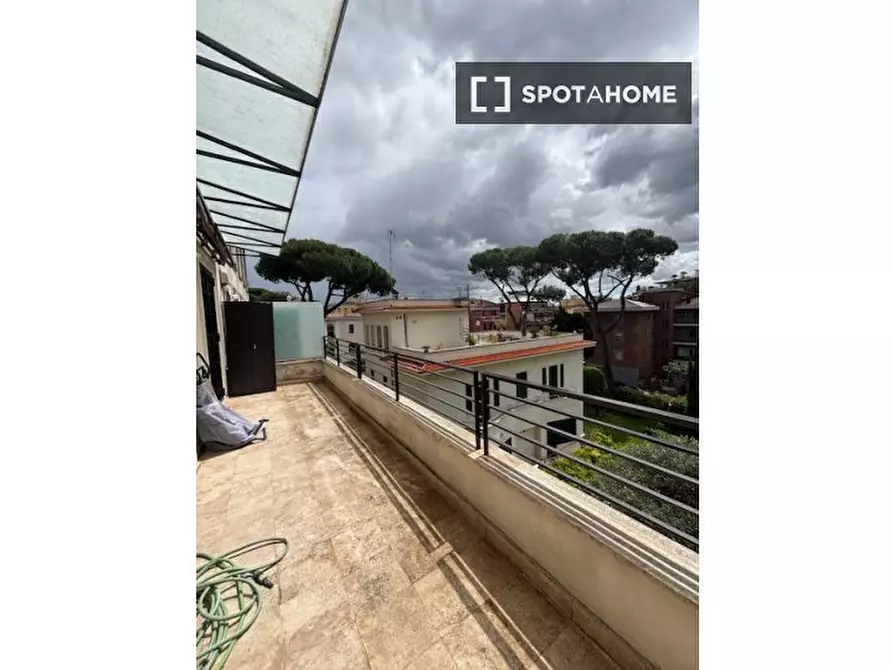 Immagine 9 di Appartamento in affitto  in Via Giacinto Carini a Roma