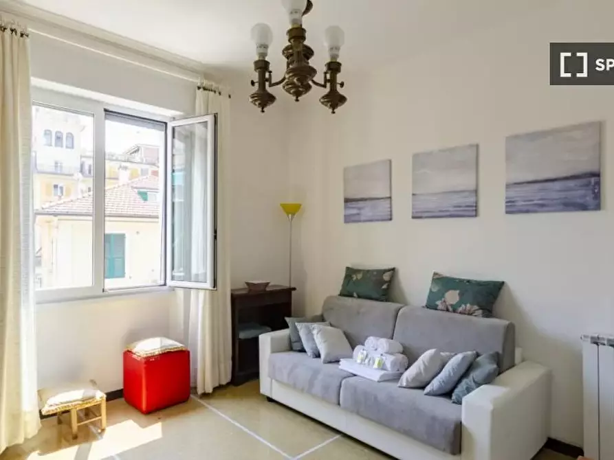 Immagine 1 di Appartamento in affitto  in Via Mons. Cesare Boccoleri a Rapallo