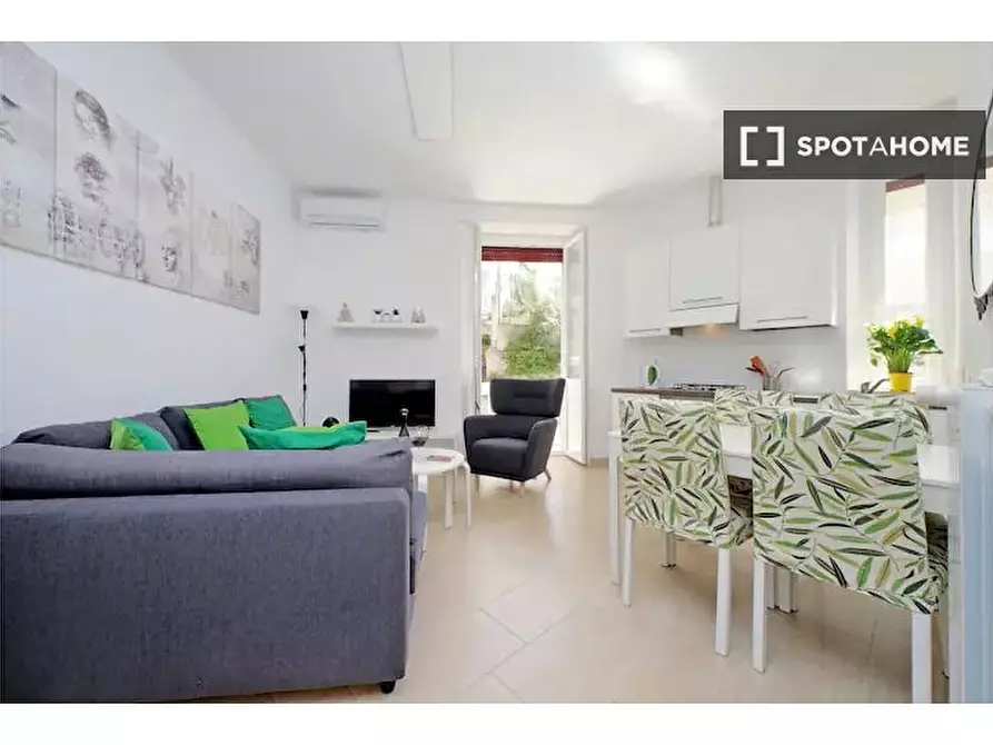 Immagine 3 di Appartamento in affitto  in Via Livorno a Roma