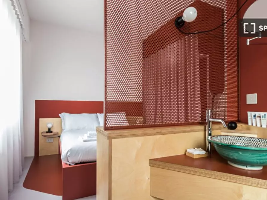 Immagine 8 di Appartamento in affitto  in Via Edoardo Bassini a Milano