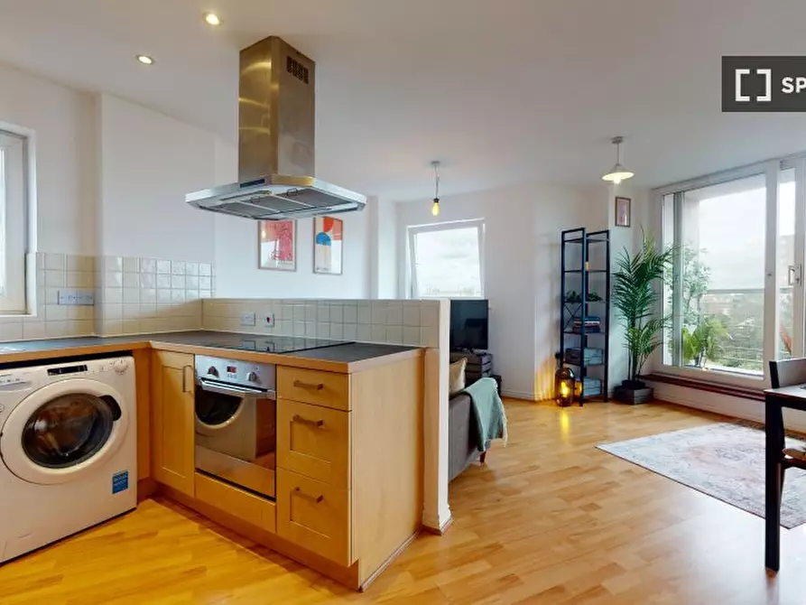 Immagine 14 di Appartamento in affitto  in Cottrill Gardens a Hackney