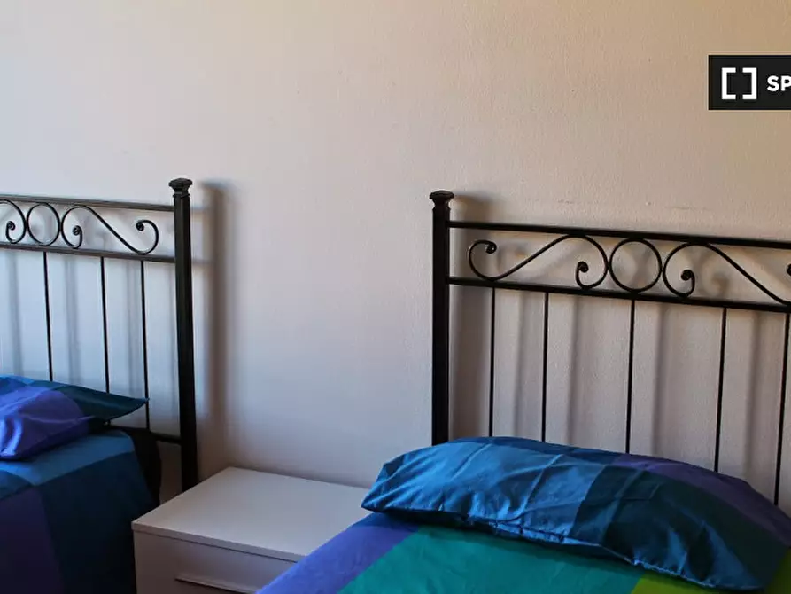 Immagine 5 di Camera condivisa in affitto  in Via Emilio de Marchi a Milano