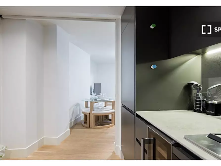 Immagine 7 di Appartamento in affitto  in Apartment 3, 23-27 Hatton Wall, Holborn a Camden Town