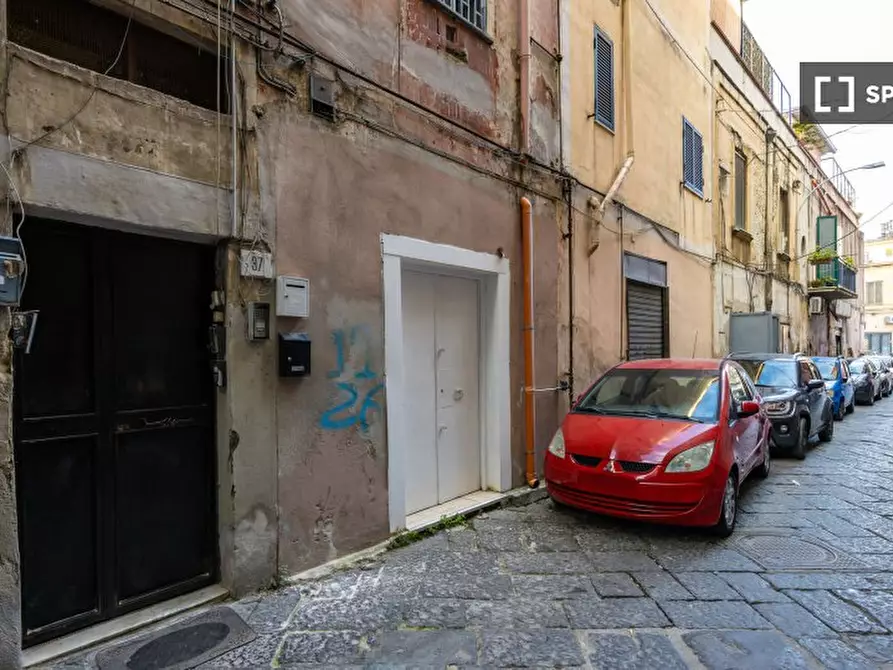 Immagine 18 di Appartamento in affitto  in Vico degli Spicoli a Napoli