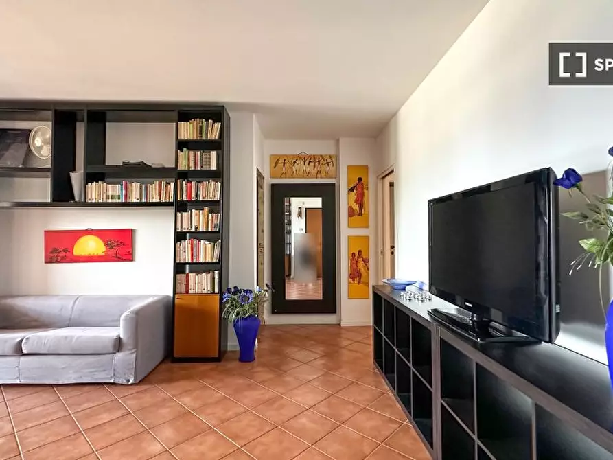 Immagine 8 di Camera condivisa in affitto  in Via Alberto Lupo a Roma